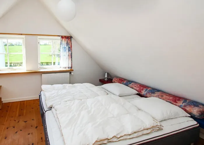 3 Bedroom In Samso *